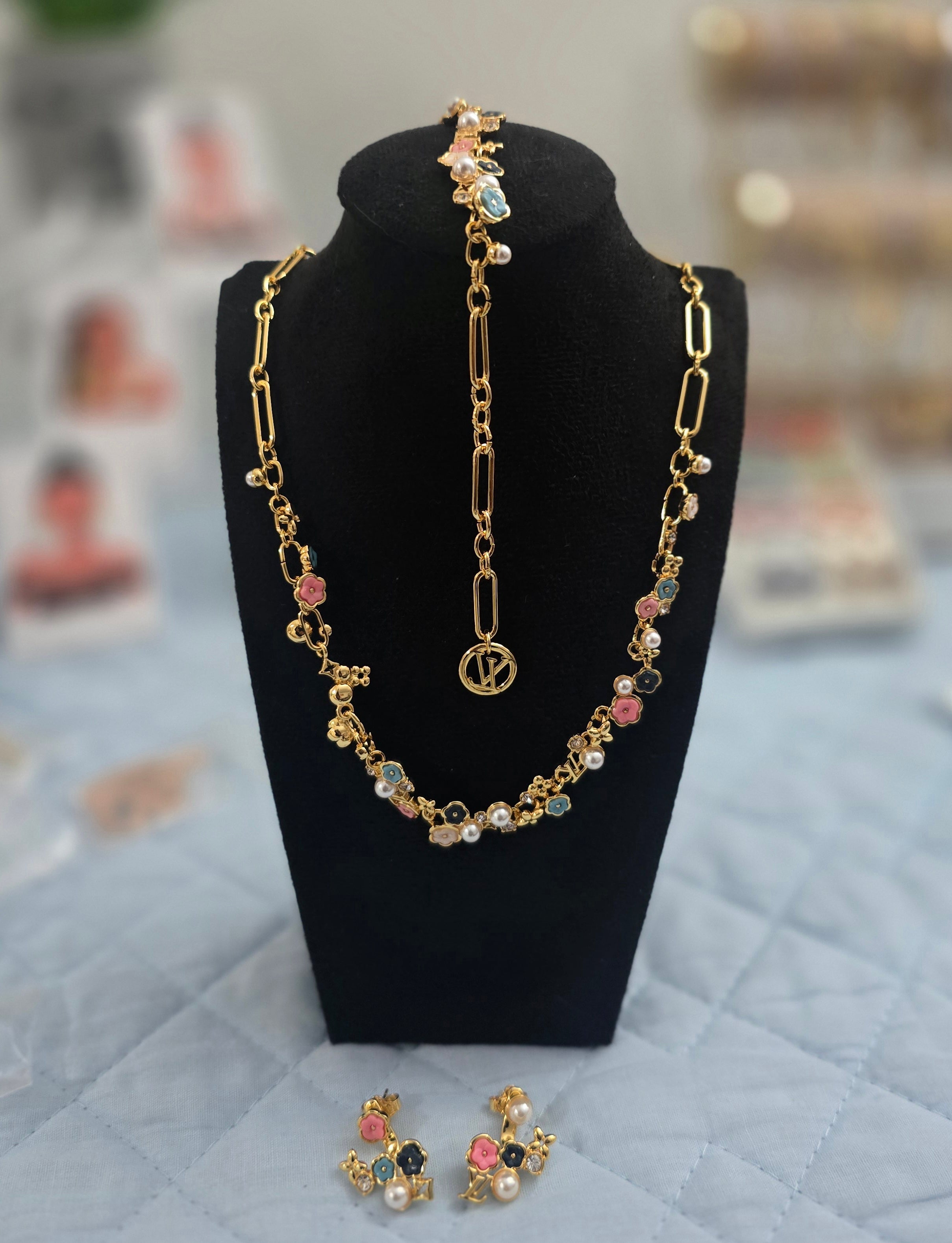Three Piece Set